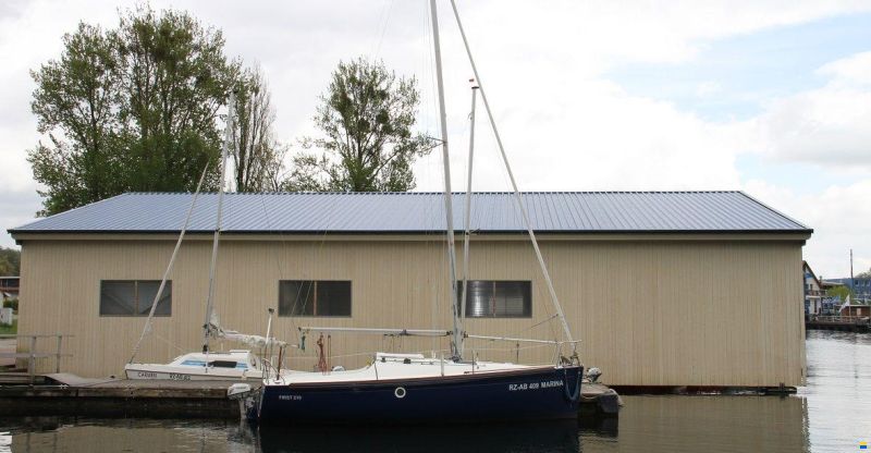 Bénéteau First 210
