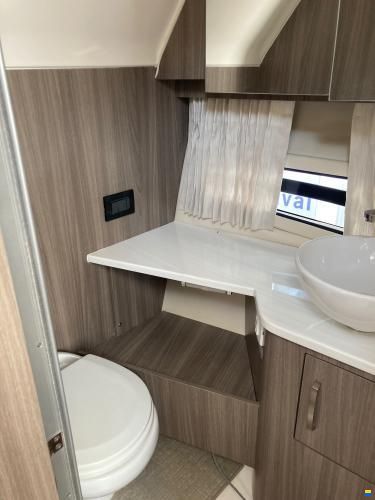 Regal SAV 33