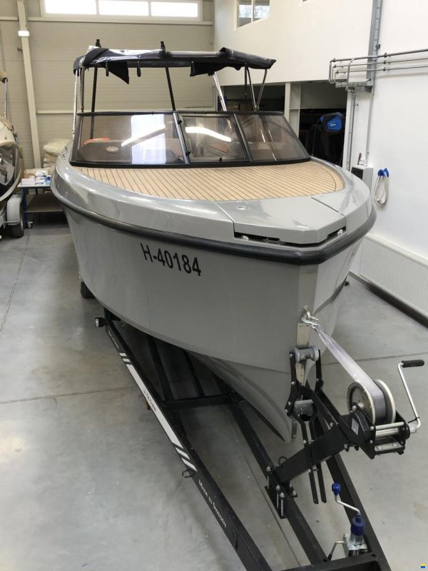 Rand Leisure 28