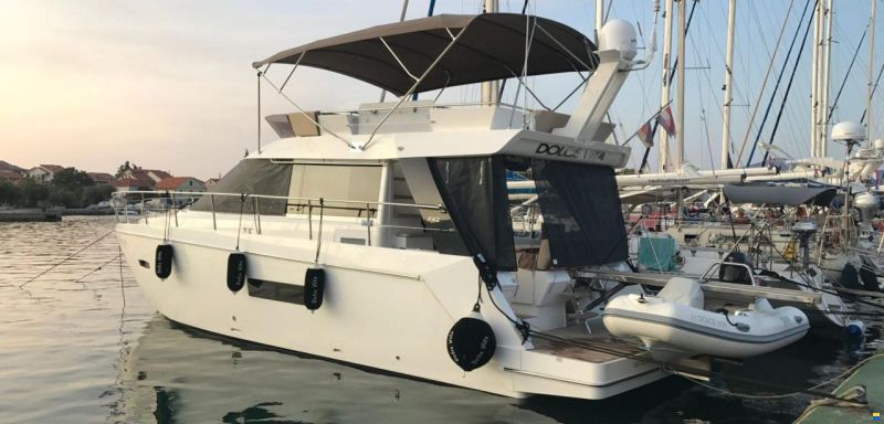 Sealine F 42 Flybridge