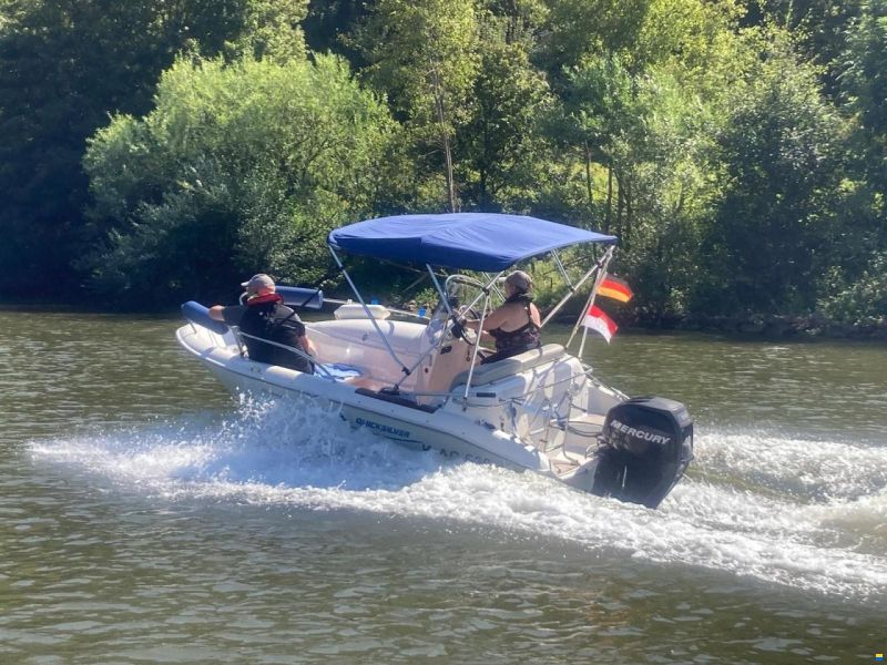 Quicksilver COMMANDER 425
