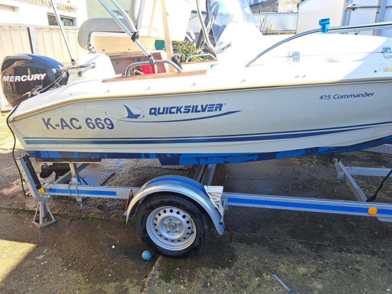 Quicksilver COMMANDER 425