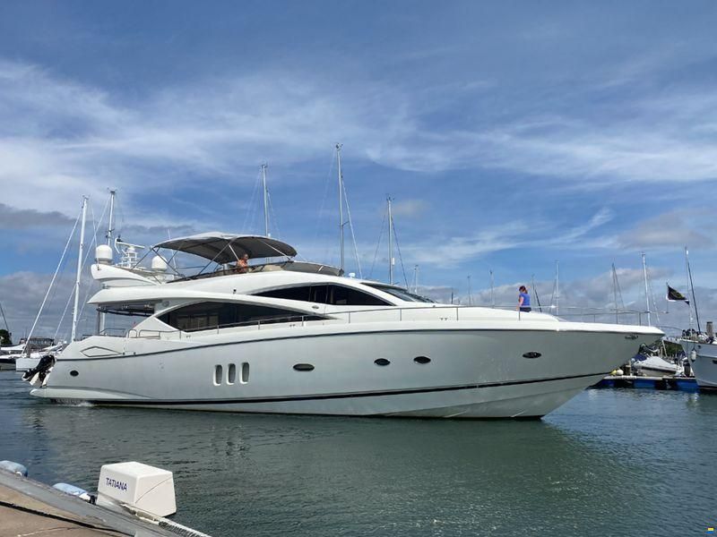 Sunseeker 75 Yacht