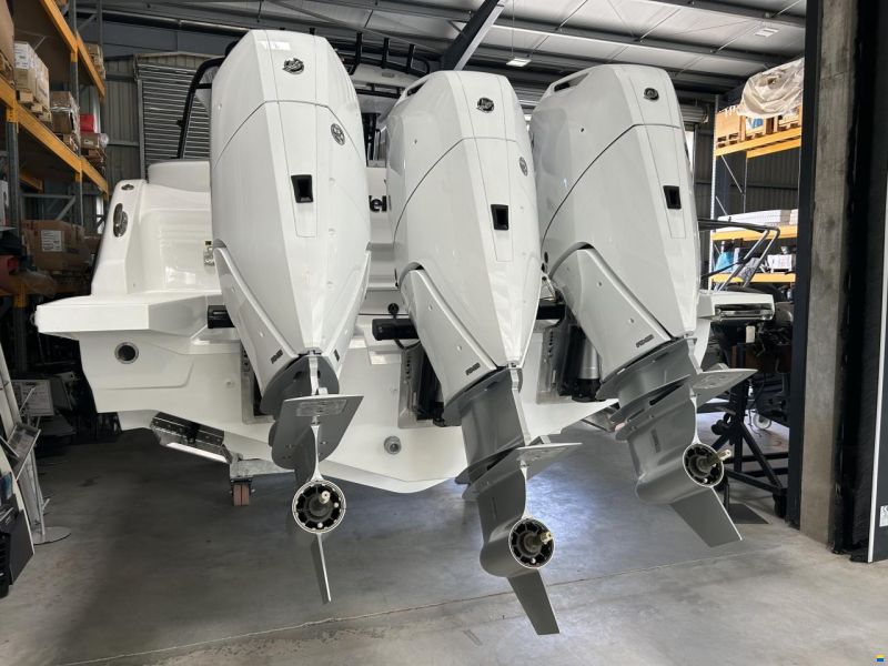 Wellcraft 38 T-TOP