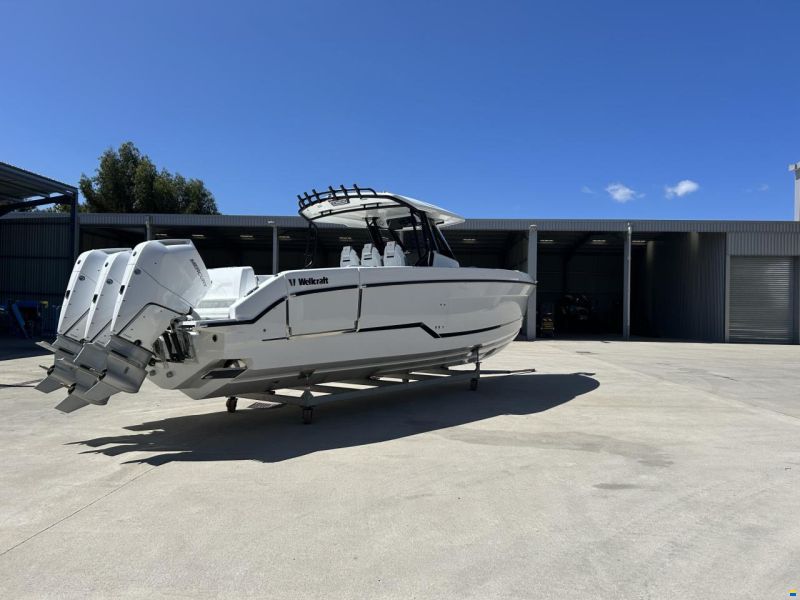 Wellcraft 38 T-TOP