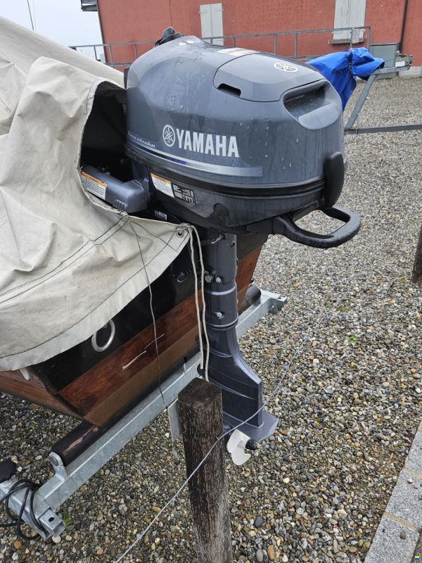 Labhart Mahagoni Motorschiff Code 604