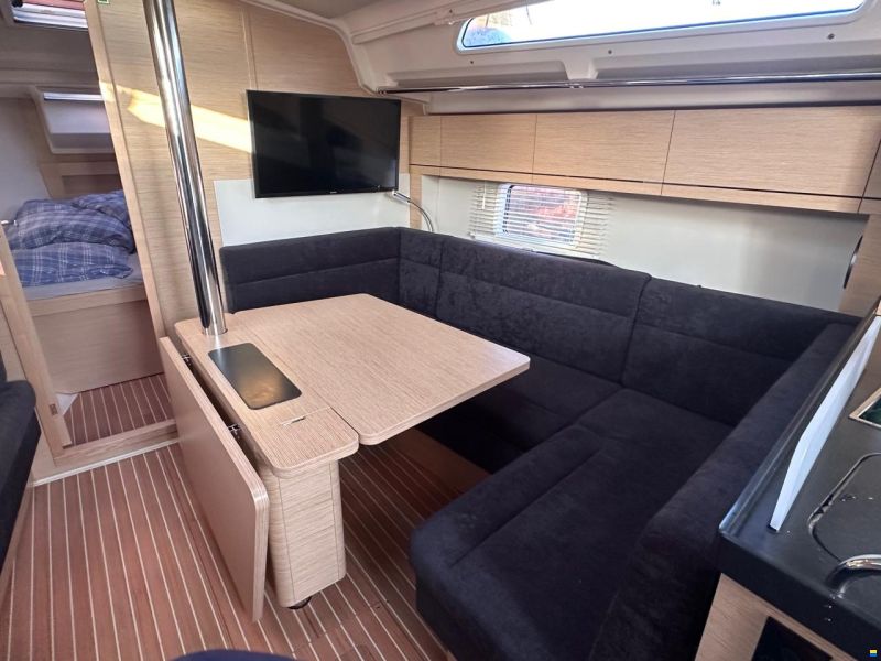 Hanse 388