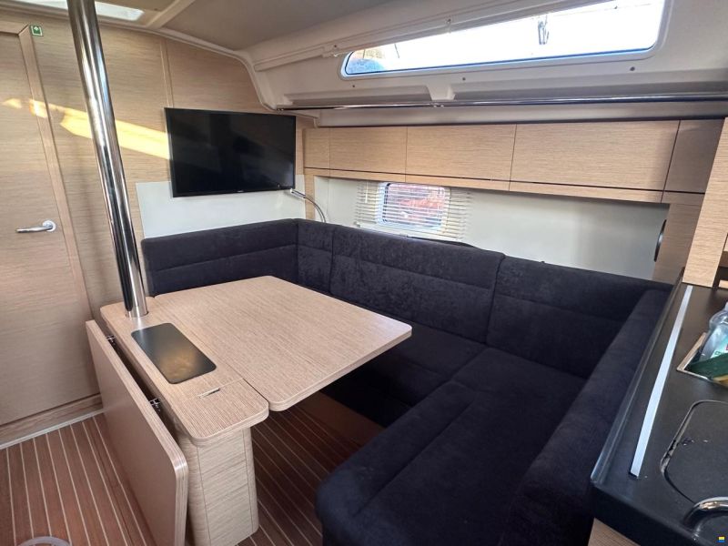 Hanse 388