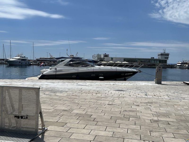Sunseeker Portofino 46