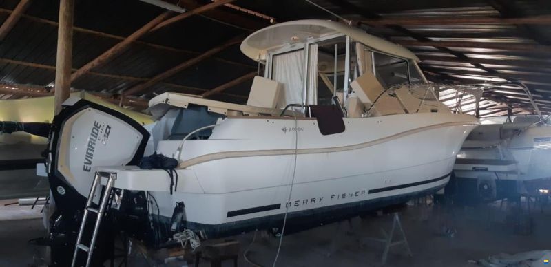 Jeanneau MERRY FISHER 725