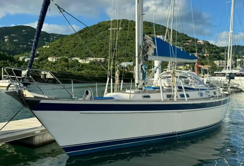 Hallberg-Rassy 42
