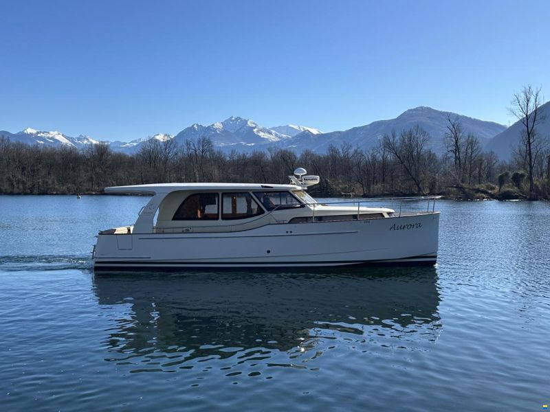 Greenline 33 Hybrid