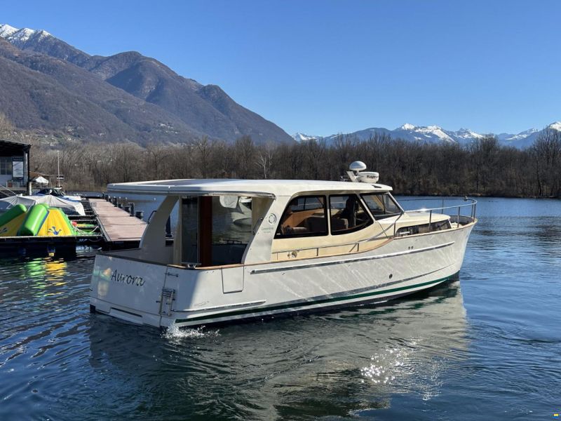 Greenline 33 Hybrid