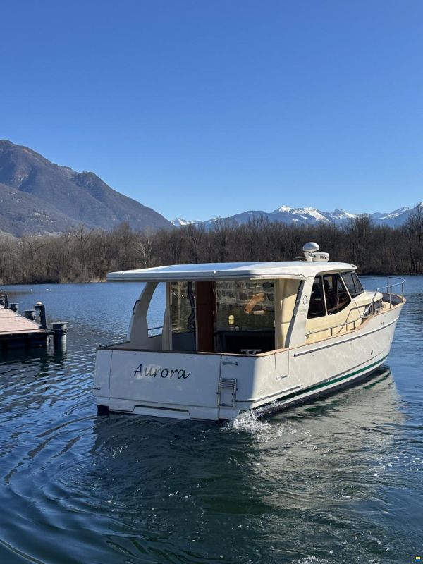 Greenline 33 Hybrid