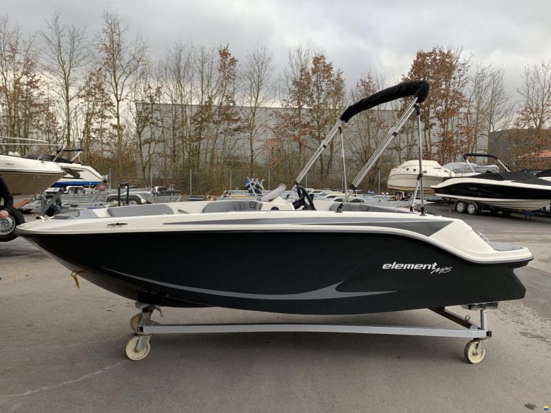Bayliner M 15