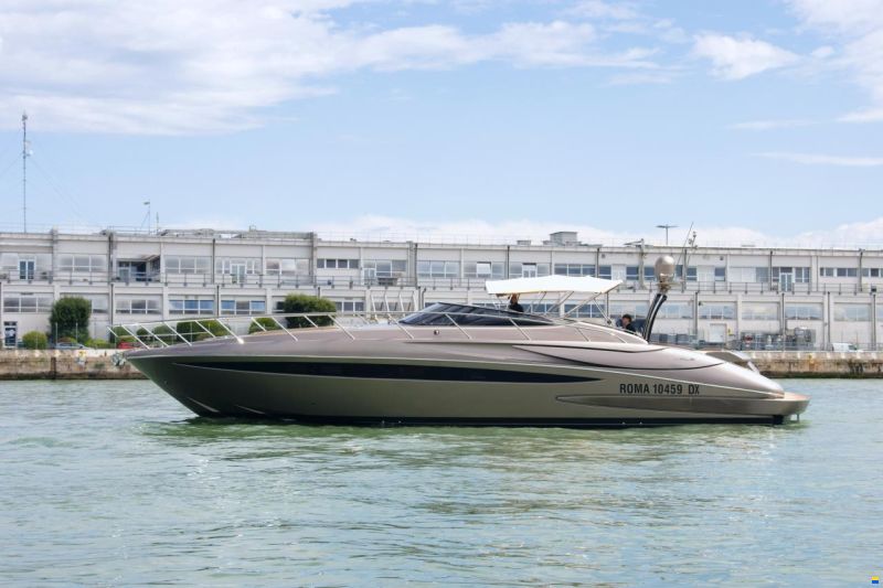 Riva Rivale 52