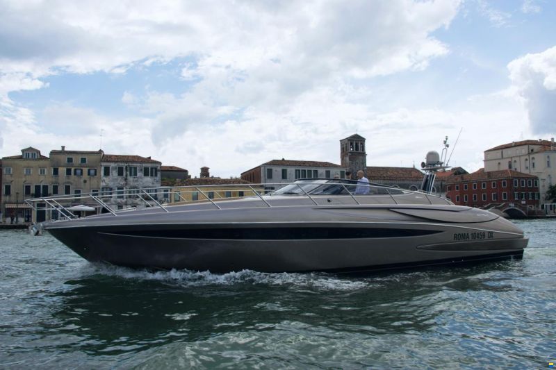 Riva Rivale 52
