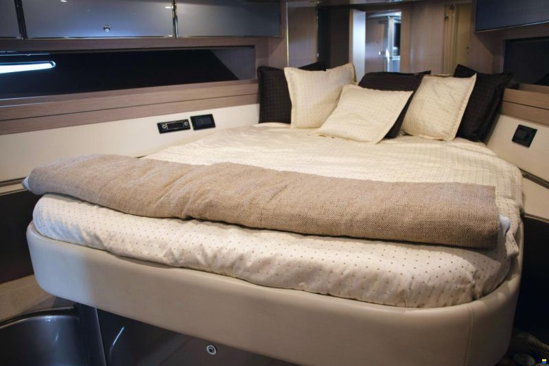 Riva Rivale 52
