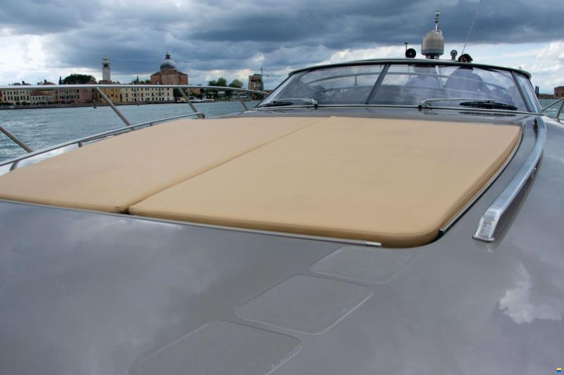 Riva Rivale 52