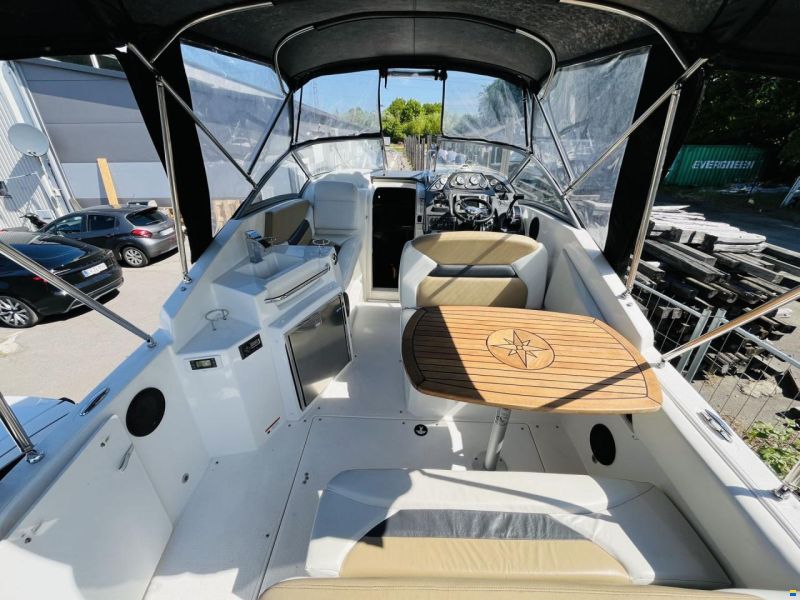 Larson Cabrio 777