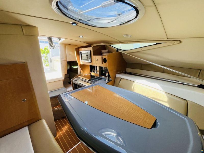 Larson Cabrio 777