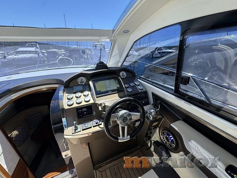 Galeon 325 HTS