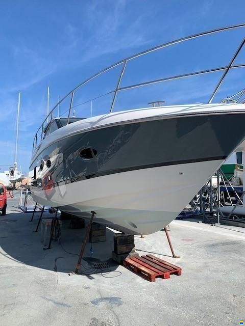 Princess V39 Cruiser