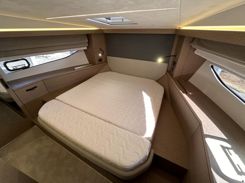 Prestige 420 Fly