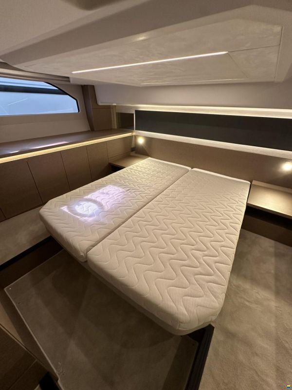 Prestige 420 Fly