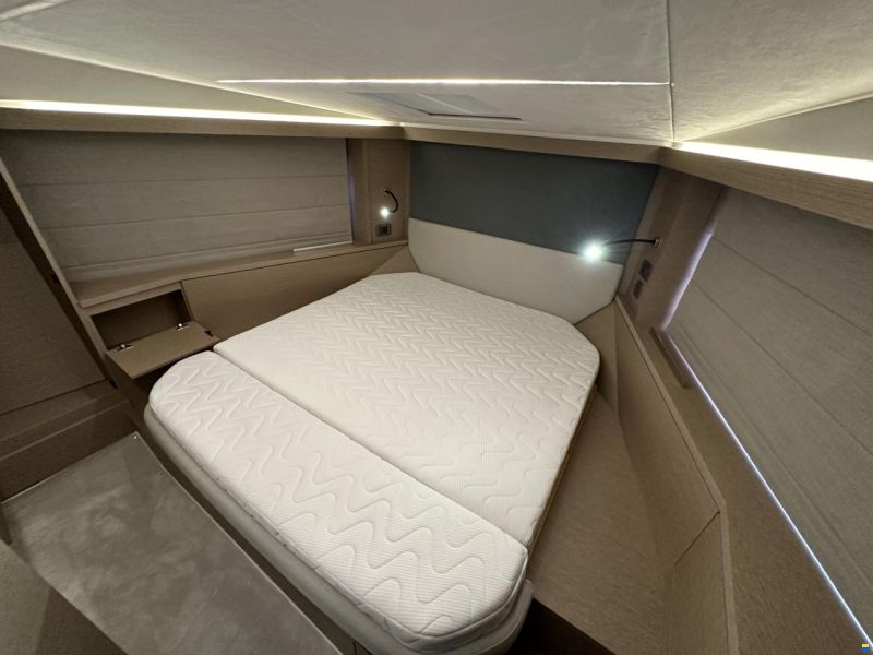 Prestige 420 Fly