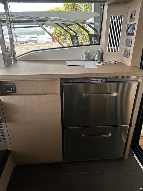 Prestige 420 Fly