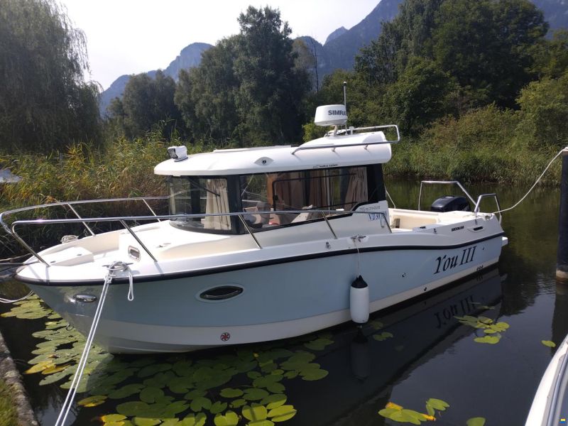 Quicksilver QS 755 PILOT HOUSE