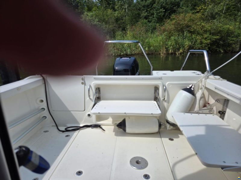 Quicksilver QS 755 PILOT HOUSE