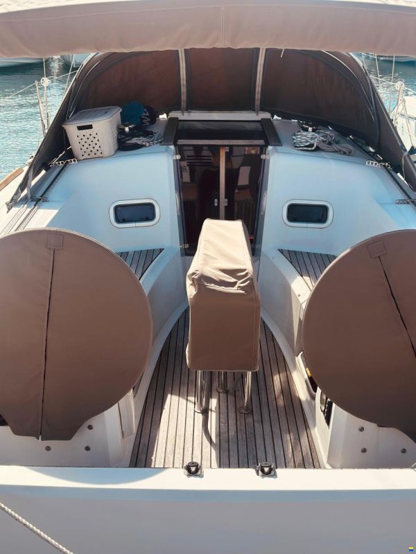 Jeanneau 349