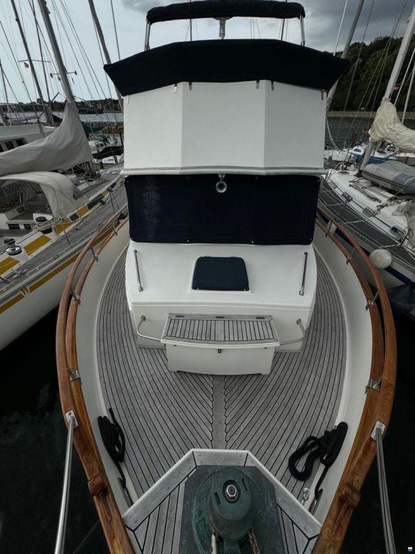 Grand Banks 42 Classic - Top Zustand!