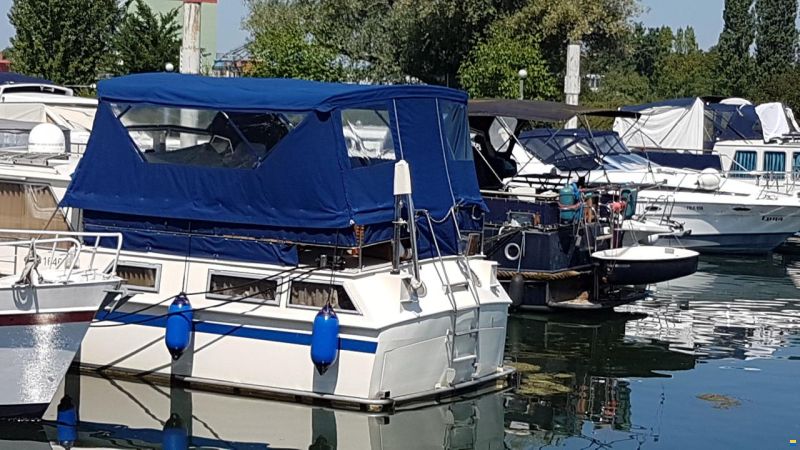 Motoryacht/Wohnschiff/Stahlverdränger