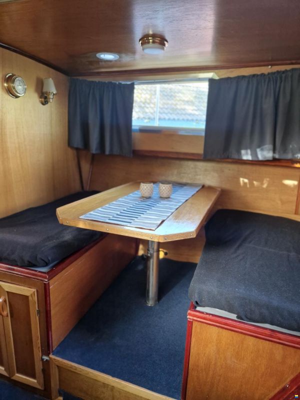 Becker Marine 39