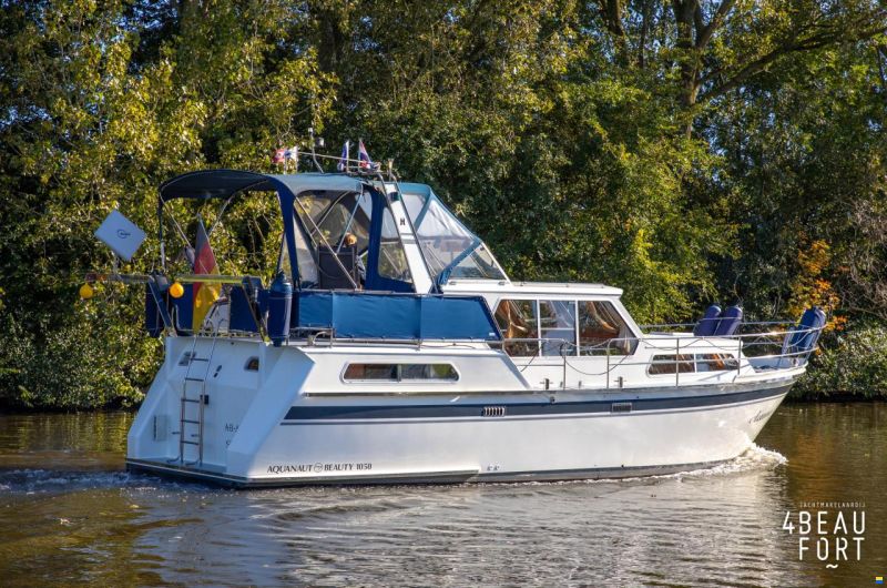 Aquanaut Beauty 1050 AK