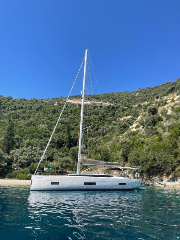 Bavaria C45 Style