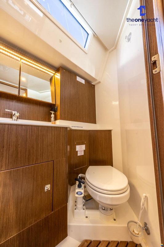 Bavaria C45 Style