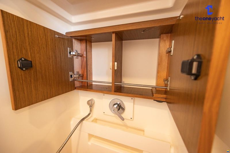 Bavaria C45 Style
