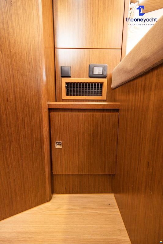 Bavaria C45 Style