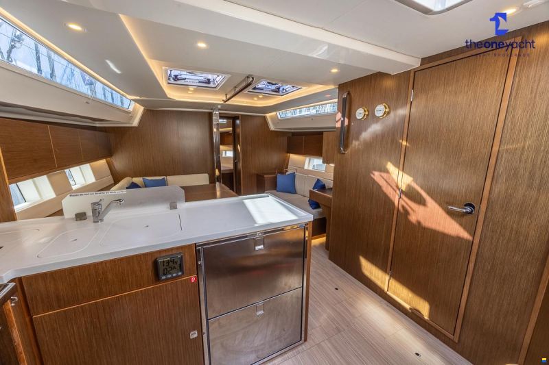 Bavaria C45 Style