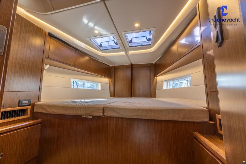 Bavaria C45 Style