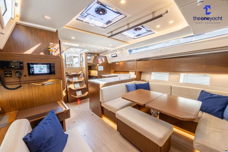 Bavaria C45 Style