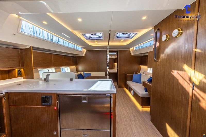 Bavaria C45 Style