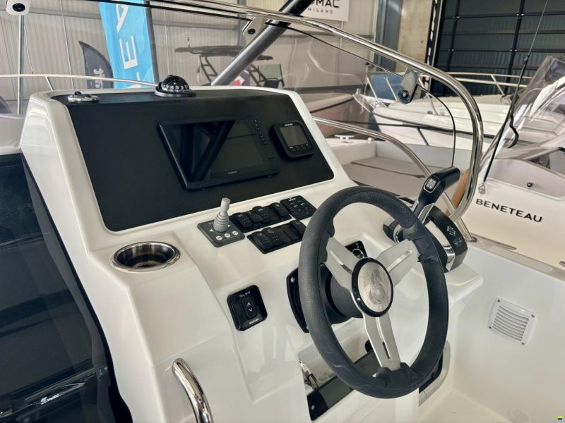 Beneteau Flyer 8 Sundeck