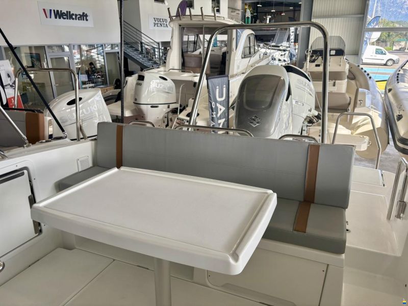 Beneteau Flyer 8 Sundeck