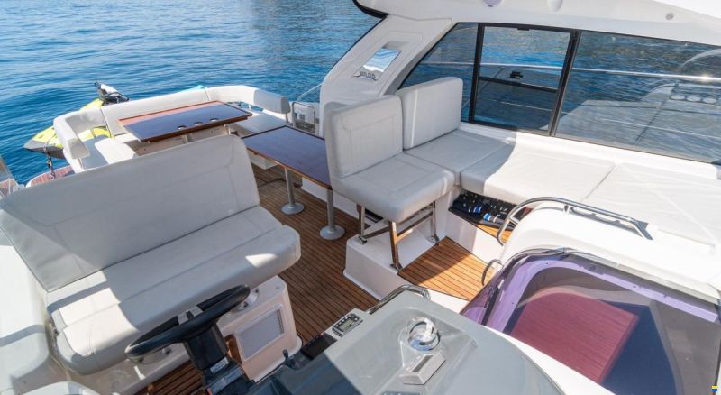 Bavaria 400 HT