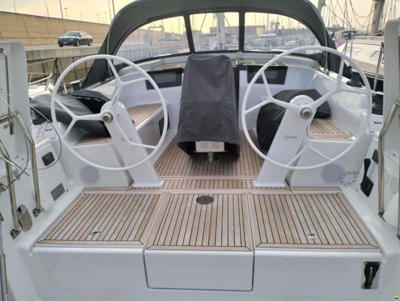 Hanse 388